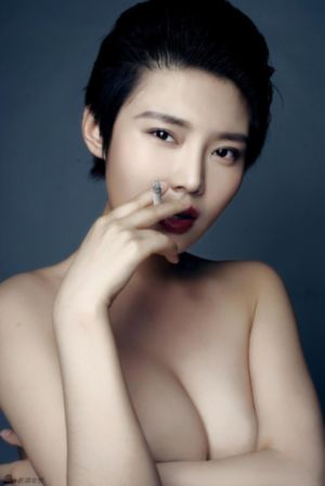 欧美胖妇hd_午夜在线观看完整版